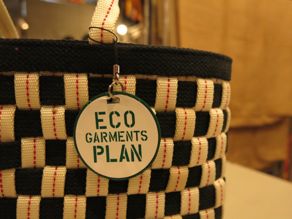 \"TheThreeRobbers BY SAMMLER ECO GARMENTS PLAN WEBBING MINI BAG\"ってこんなこと。_c0140560_11244150.jpg