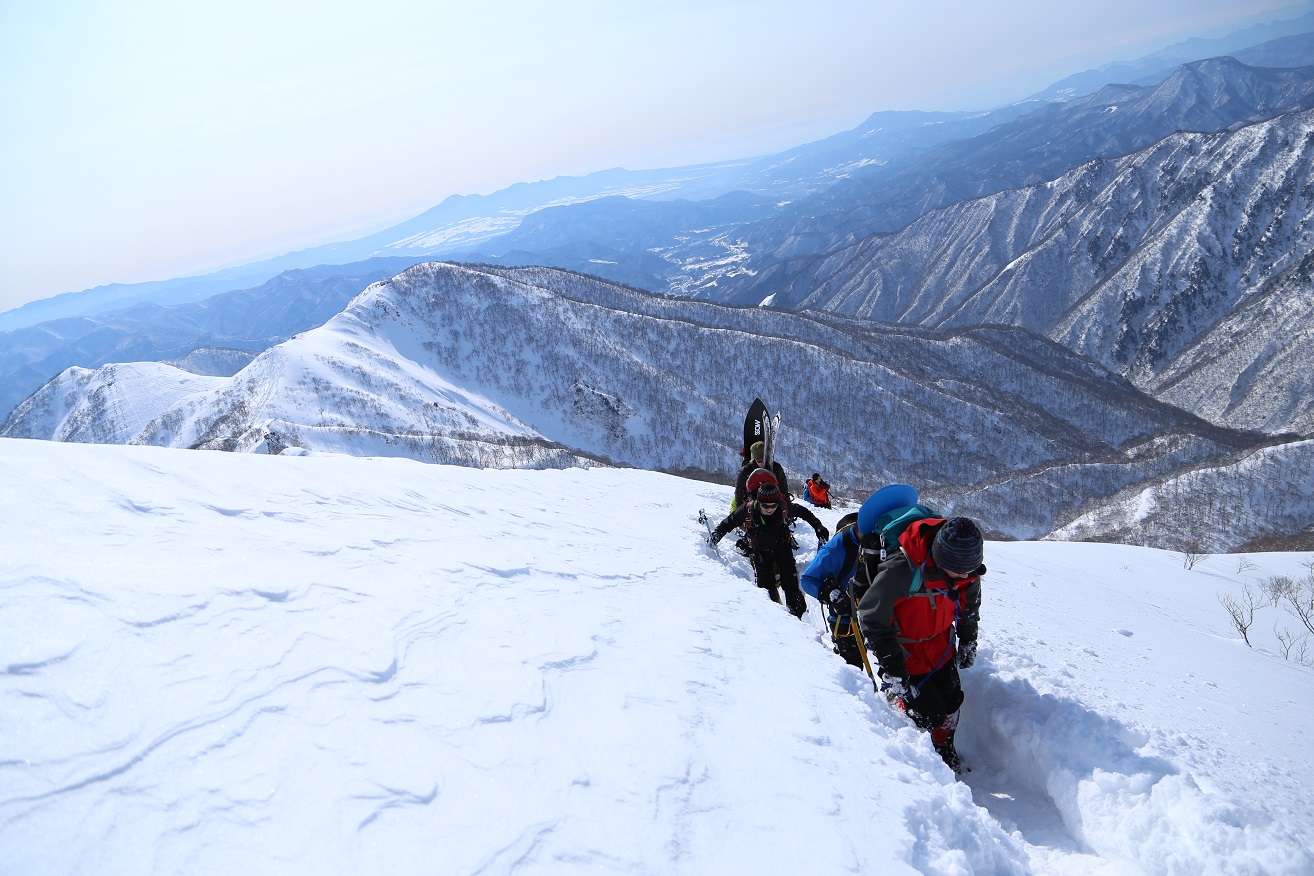 三月なのに深過ぎ谷川岳_b0062024_22542011.jpg