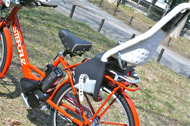 おしゃれmama電動自転車『STEPCRUZ ステップクルーズ』+Yepp イェップ ポリスポート ブリジストン_b0212032_21461674.jpg