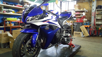 Cbr600rr Hidとledウインカー ノザワホンダ船橋店 Staffブログ