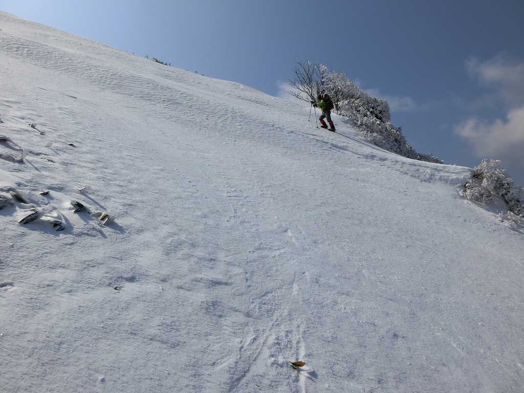 笹ヶ峰　北面直登ルート　　チチ山_b0124306_1818645.jpg