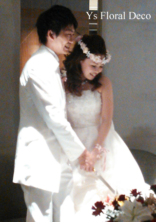 あわい色の花冠&リストレット 大阪へ_b0113510_1543719.jpg