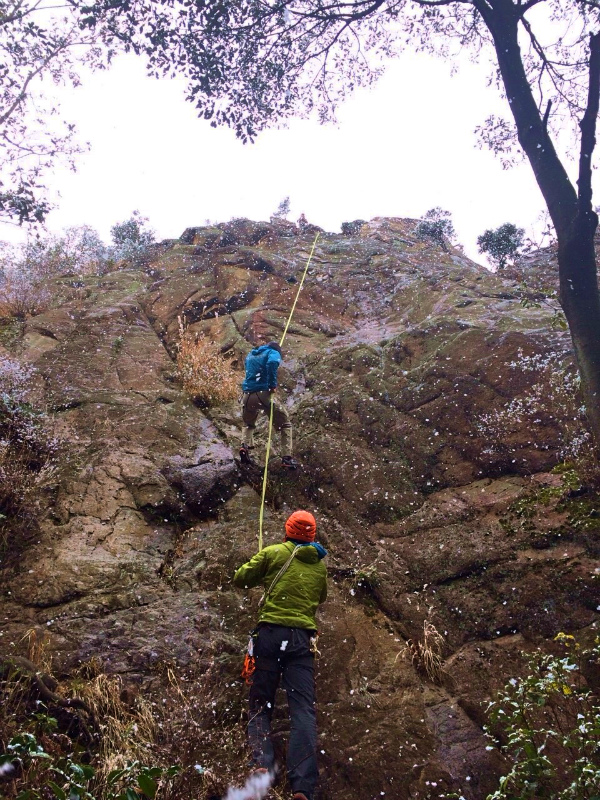 Scrambling in Myogoiwa 名号岩_b0220886_9544979.jpg