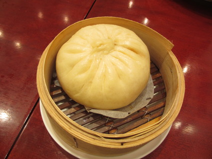 「鉄鍋麻婆豆腐」「大きな肉まん」@Lee Tan Tan Cafe_c0212604_22185412.jpg