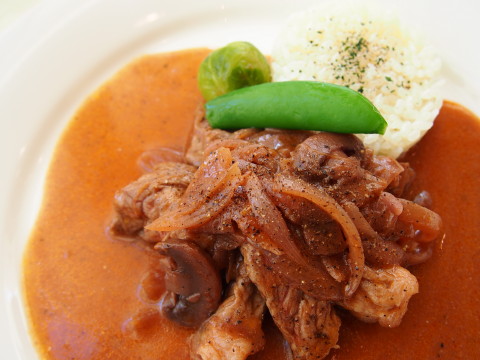 ビーフストロガノフのランチ:ブラッスリームッシュ(弘前市)_b0147224_21221052.jpg