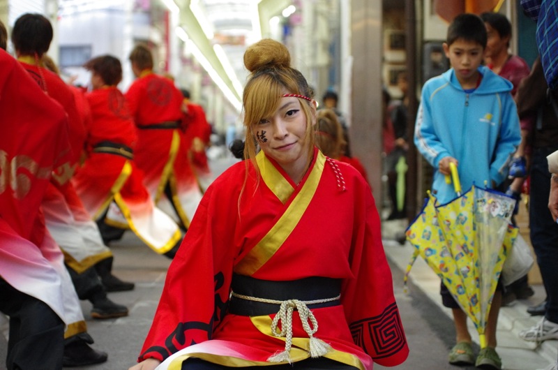 龍馬よさこい２０１３二日目その８（大阪芸術大学よさこいX結び）_a0009554_2254495.jpg