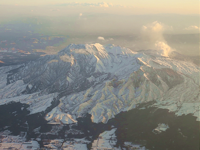 熊本　阿蘇山上空_d0022799_1811819.jpg