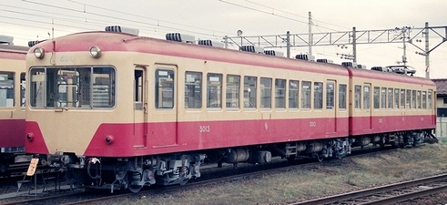 福島交通飯坂線 5000形 デハ5012+デハ5013_e0030537_0164646.jpg