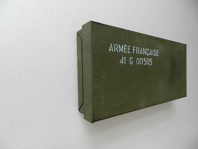 French army metal box 2type_f0226051_11301919.jpg