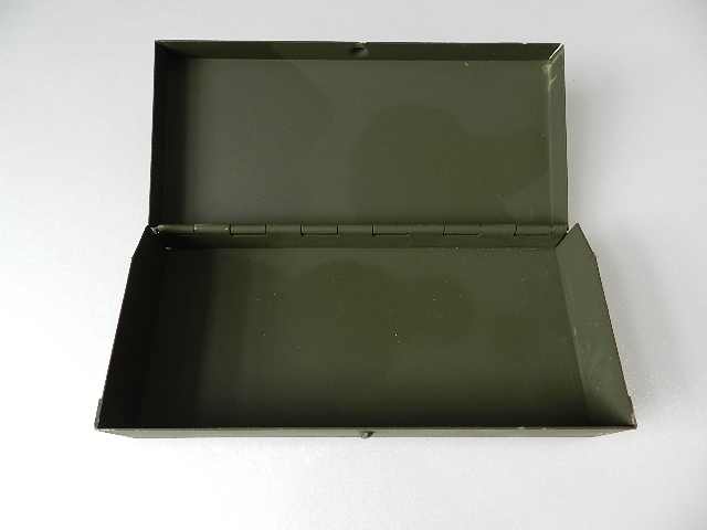 French army metal box 2type_f0226051_11305414.jpg