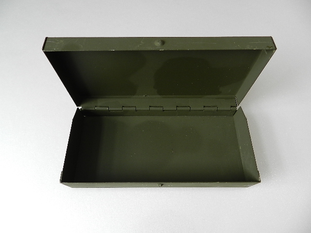 French army metal box 2type_f0226051_11311866.jpg