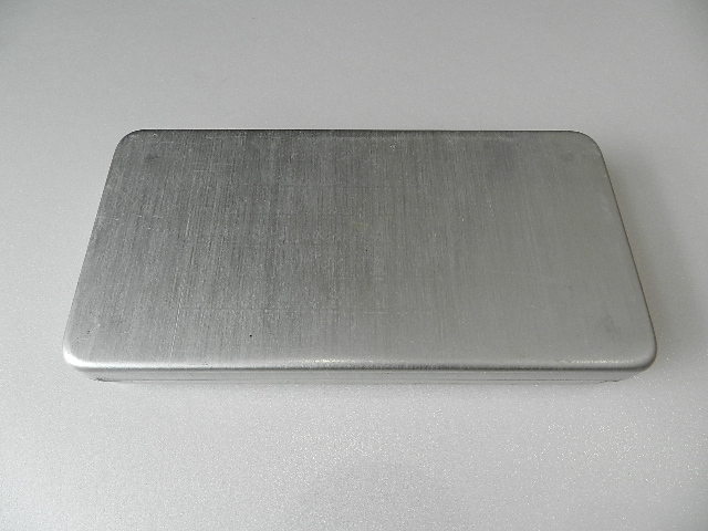 French army metal box 2type_f0226051_1141582.jpg