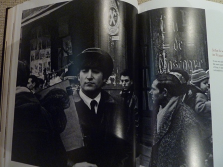 2014-03-13 Genesis社の豪華写真集『RINGO』_e0021965_16542444.jpg