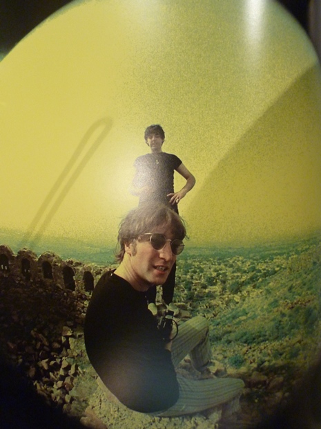 2014-03-13 Genesis社の豪華写真集『RINGO』_e0021965_16544294.jpg