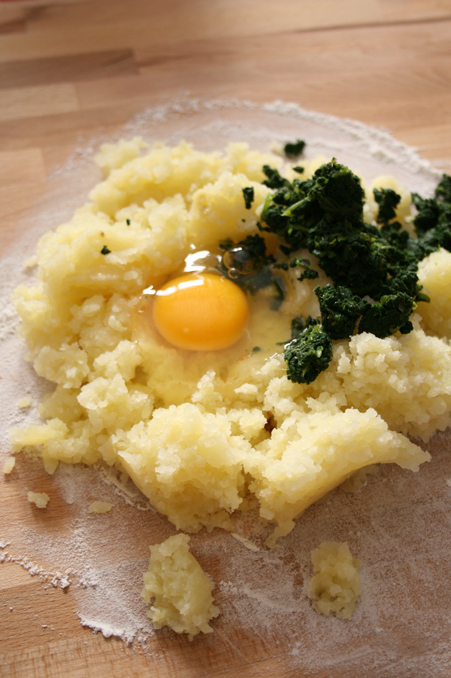 ボリジとじゃがいものニョッキ 北イタリア自然派生活