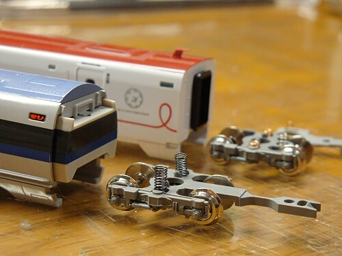 トミックス新800系TSカプラー化+500系通電カプラー化_f0037227_18524933.jpg