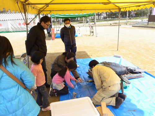 住之江区防災フェア×イザ!カエルキャラバン!×ぼうさいカフェ in 住之江公園_c0036272_2219410.jpg