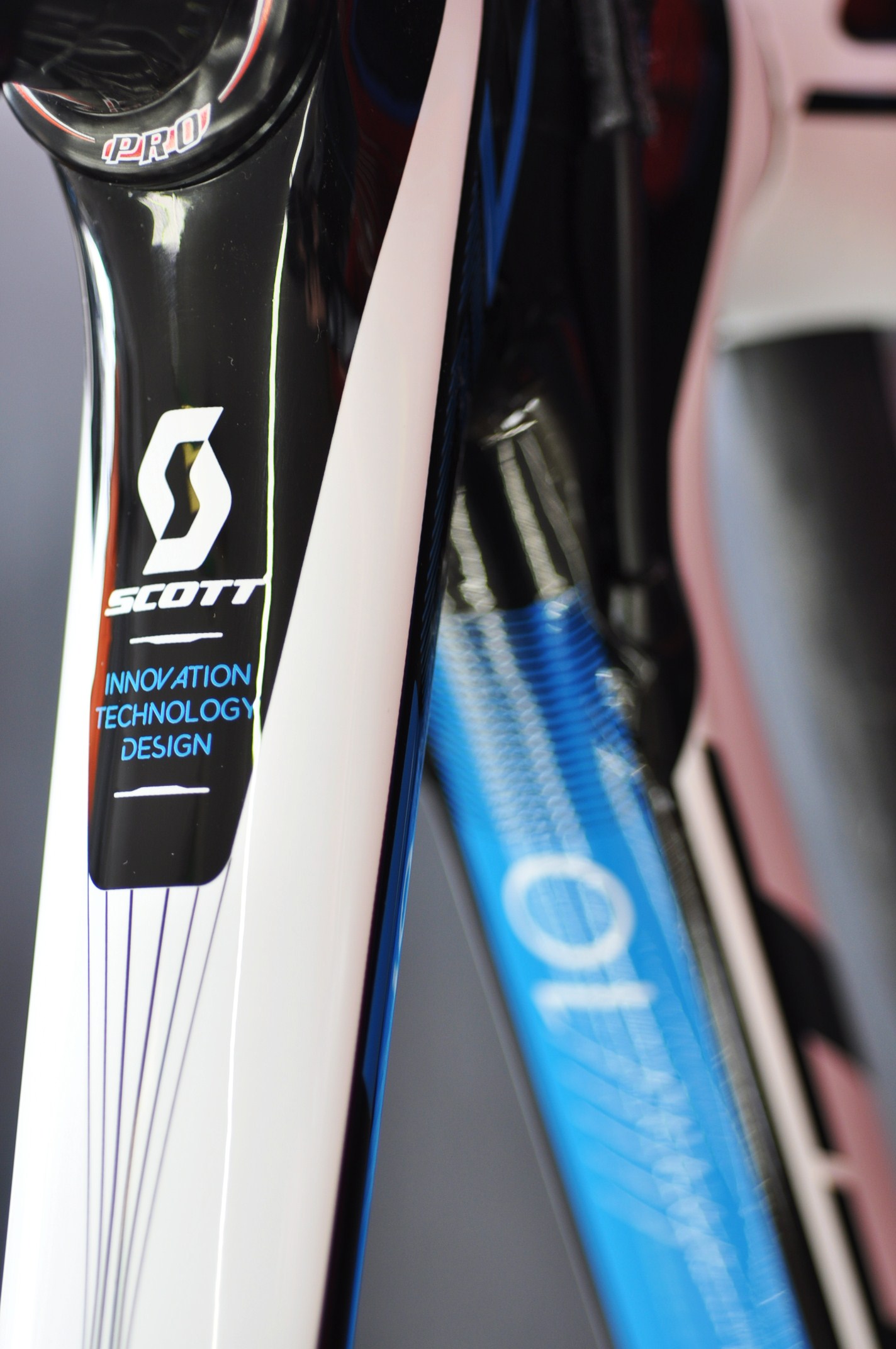 SCOTT  FOIL10 　アルテグラ11S_b0246207_22531711.jpg