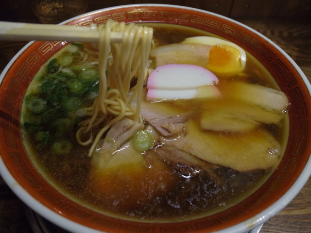 中華蕎麦 かたやま 岡山市北区中仙道 バディあきら 酒場放浪 食べ歩き 音楽 ギター 映画にワンコ