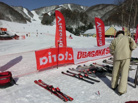 スキー、13-14シーズン7日目 ~ 尾瀬岩鞍で2014-15年モデル試乗会、前編_e0045768_22351754.jpg