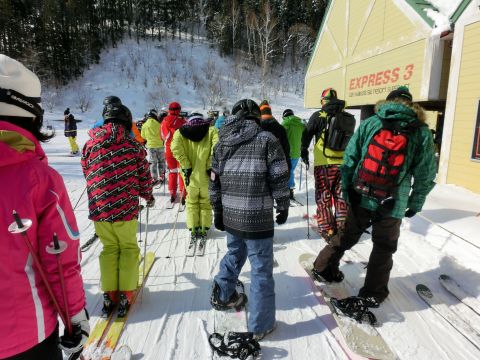 スキー、13-14シーズン7日目 ~ 尾瀬岩鞍で2014-15年モデル試乗会、前編_e0045768_22491227.jpg