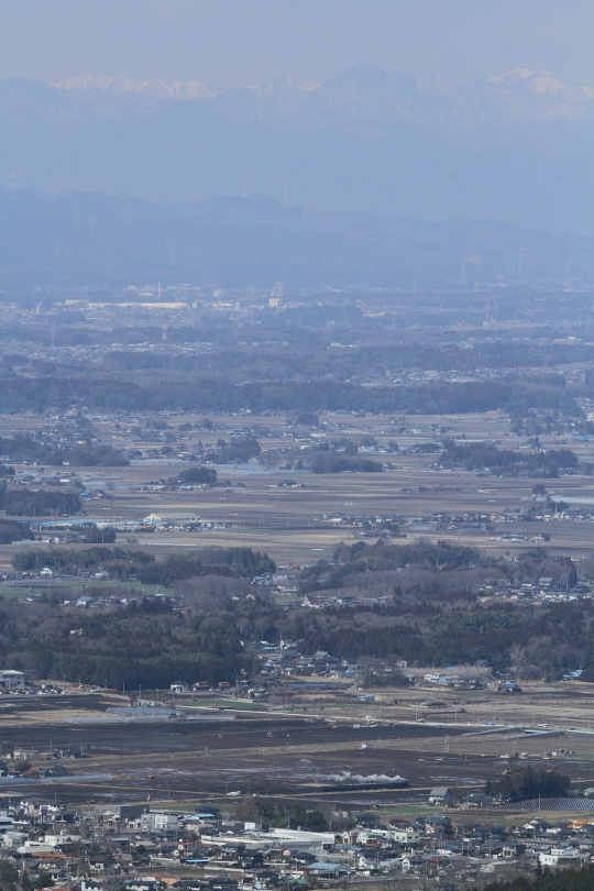雪山遠く霞む芳賀野の白煙 - 2014年早春・真岡 - _b0190710_20114267.jpg