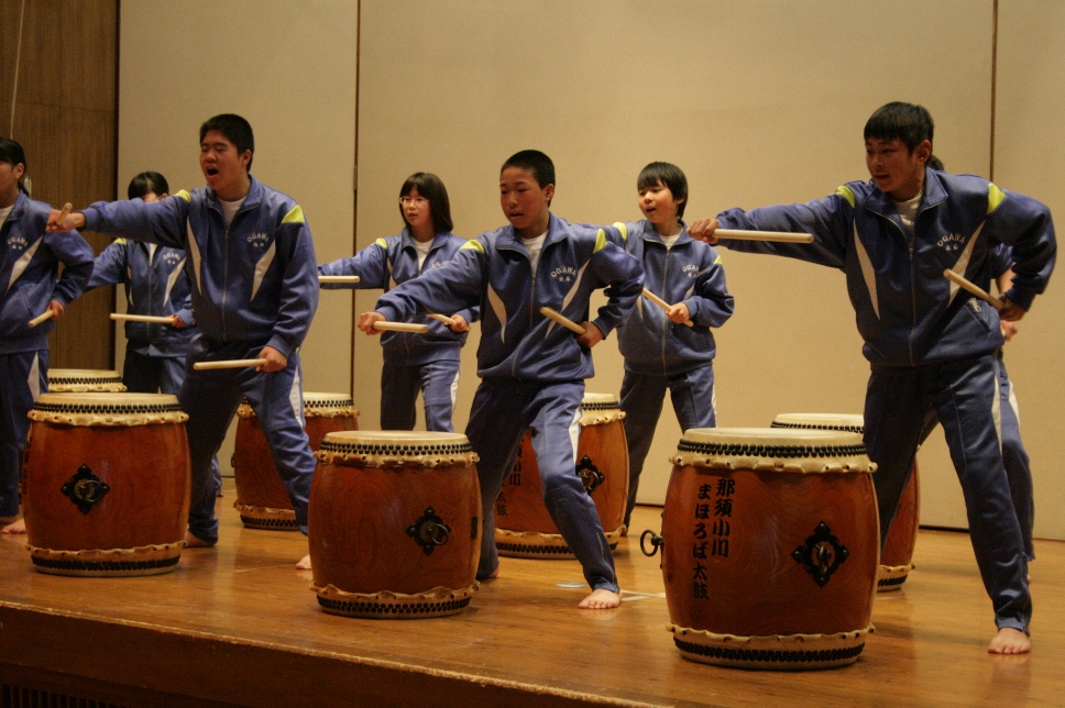 小川中学校和太鼓活用音楽授業（１年２組第２回目）_c0034622_16524949.jpg