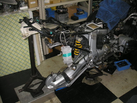 BMW R1100S(BCR) ミッション_e0218639_18223161.jpg