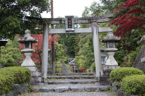 甲賀市水口町名坂　八幡神社_c0299655_15504452.jpg