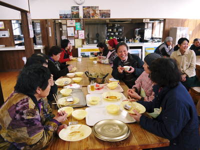 「きらり水源村」　無農薬・無化学肥料で育てた菊池水源産「えごま」試食会!!その３_a0254656_18395556.jpg