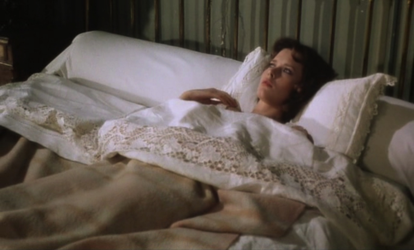 シルビア・クリステル（Sylvia Kristel）「Alice ou la derniere Fugue」（1977）其の弐_e0042361_23362825.jpg