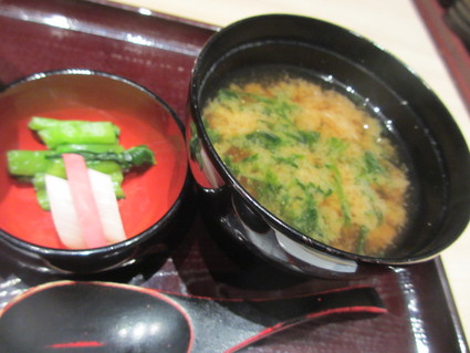 親子丼 @ とりかく (新宿野村ビル)_c0212604_2110592.jpg