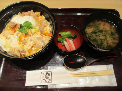 親子丼 とりかく 新宿野村ビル よく飲むオバチャン 本日のメニュー