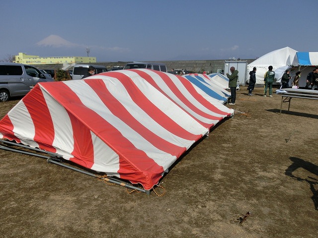 春一番の強風の中 富士川緑地で「アルティメット ドリームカップ 2014」_f0141310_7142031.jpg