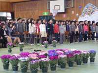 卒業生69名が呉服小学校を巣立ちました。おめでとう♦♫♦・*:..。♦♫♦*゚¨゚゚・*:..。♦_c0133422_2030624.jpg