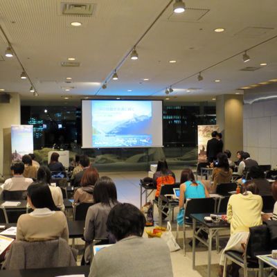 【PR】カナダ大使館でアルバータ州について学びつつ料理を堪能する贅沢すぎるイベント_c0060143_7523876.jpg