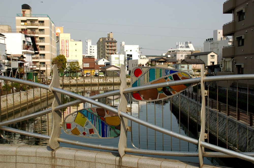 　　橋のある風景_b0093754_1429474.jpg