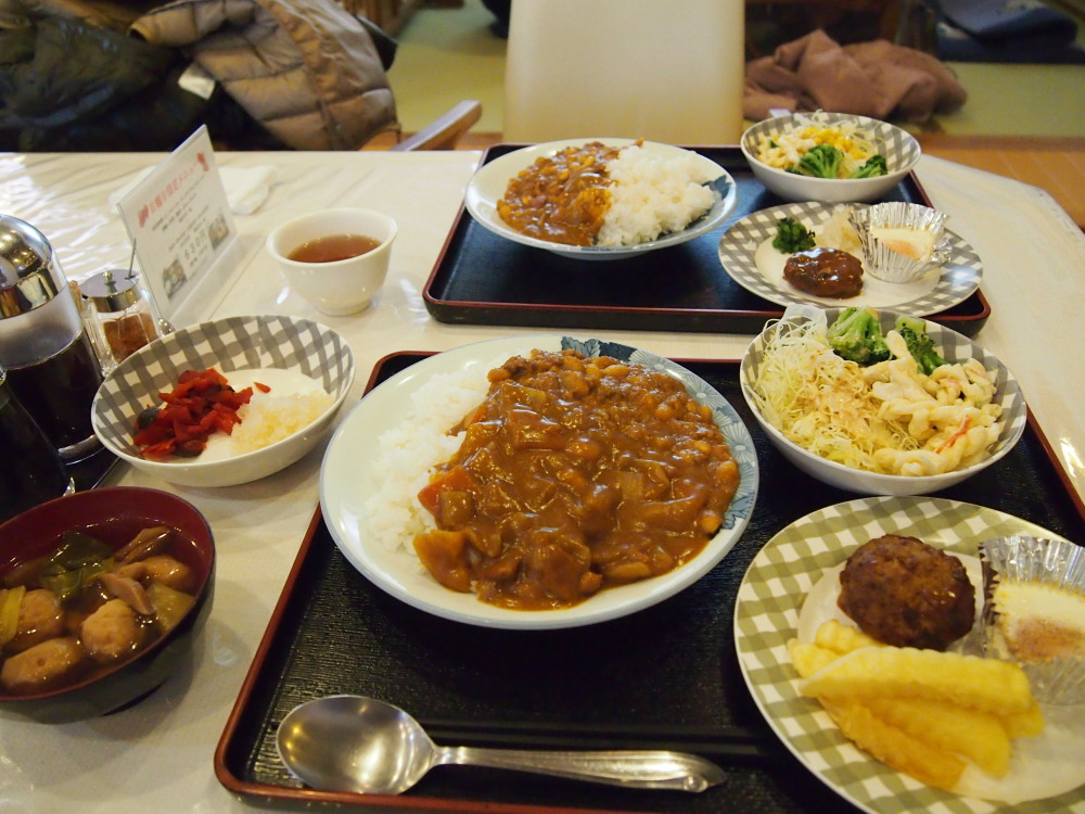ランチバイキング&温泉入浴で900円の”本別温泉グランドホテル”へ_f0276498_13550020.jpg