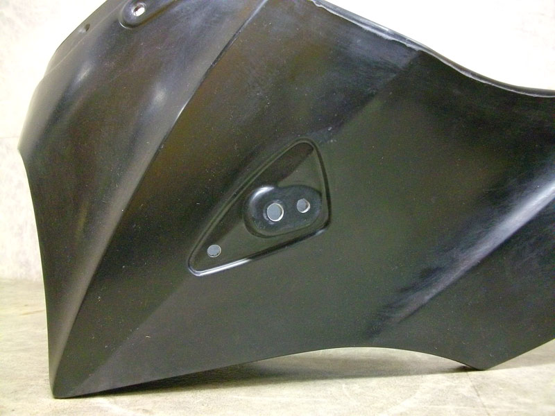 バイク用 GPZ900Rアッパーカウル黒 FRP 未使用 バイク用 GPZ900Rアッパーカウル黒 FRP 未使用 カワサキ GPZ900R