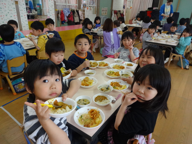 3月のお誕生会・お別れ会_d0166047_1585537.jpg