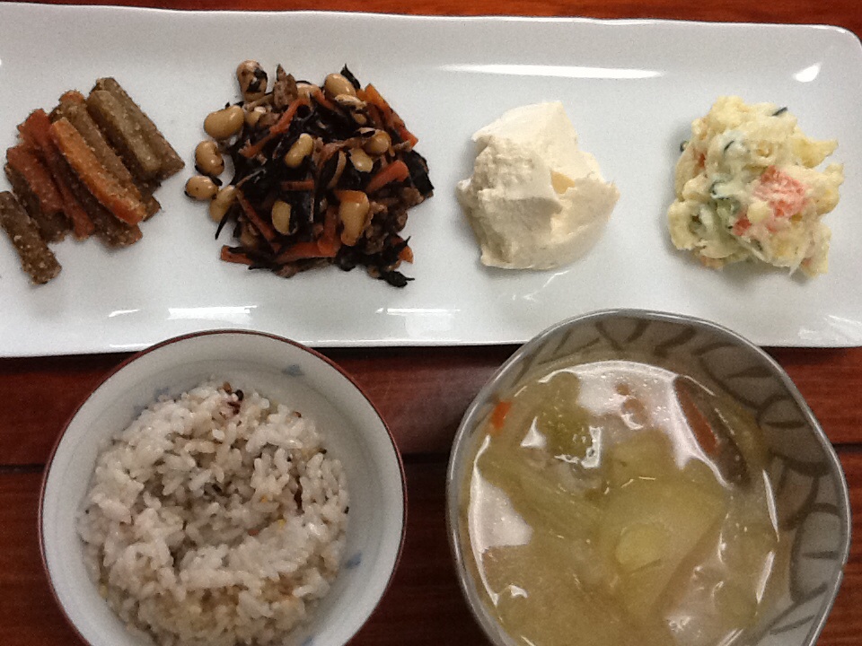 定番お惣菜_b0093660_23353211.jpg