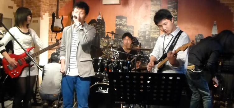 3月16日、今年初めてのカラフルライブでした♪ ライブレポpart1★_e0188087_2225178.jpg