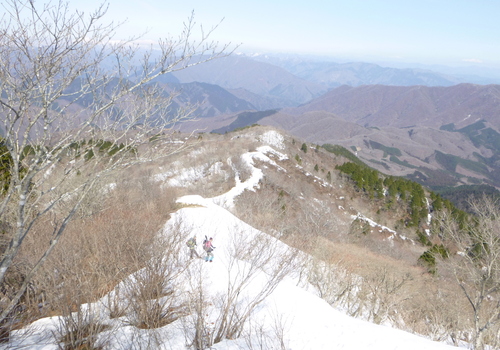 雪の貝月山 　(1,234.3M)　に登る　　下山 編_d0170615_1957154.jpg