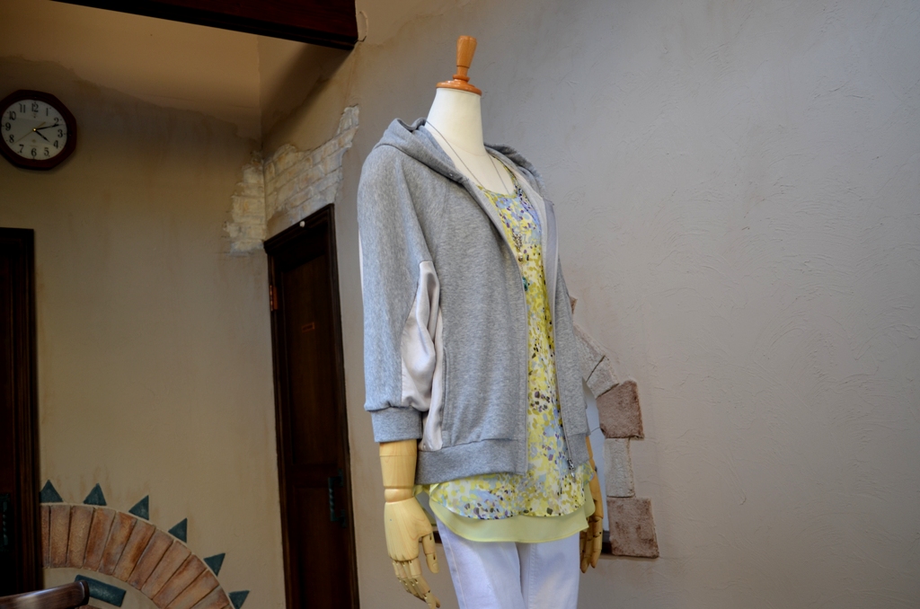”初夏まで活躍ミニ裏毛パーカーStyle\"_d0153941_16461428.jpg