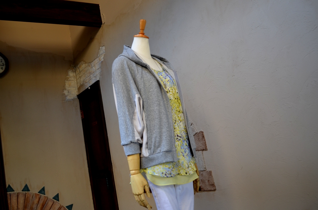 ”初夏まで活躍ミニ裏毛パーカーStyle\"_d0153941_16463738.jpg
