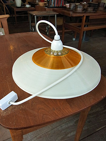 pendant lamp_c0139773_1823258.jpg