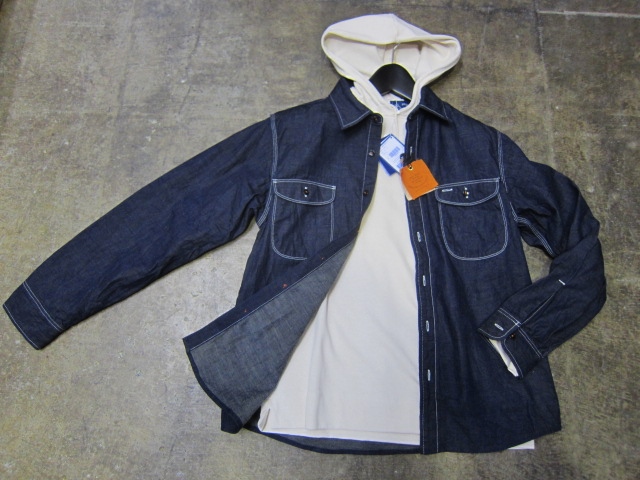 いつの時代も普遍に使えます(^^♪ St.James ・・・ Natural & WHITE カラー!! _d0152280_15293049.jpg
