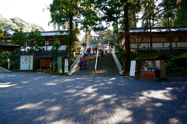 【　三輪明神　大神神社　-　桜井市　】_b0023844_22122710.jpg