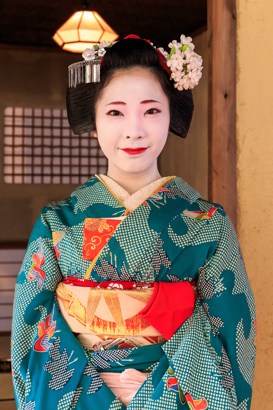 春華の宴（しょうざん）上七軒　市まりさん、勝音さん、さと華さん、市知さん_f0155048_0504253.jpg