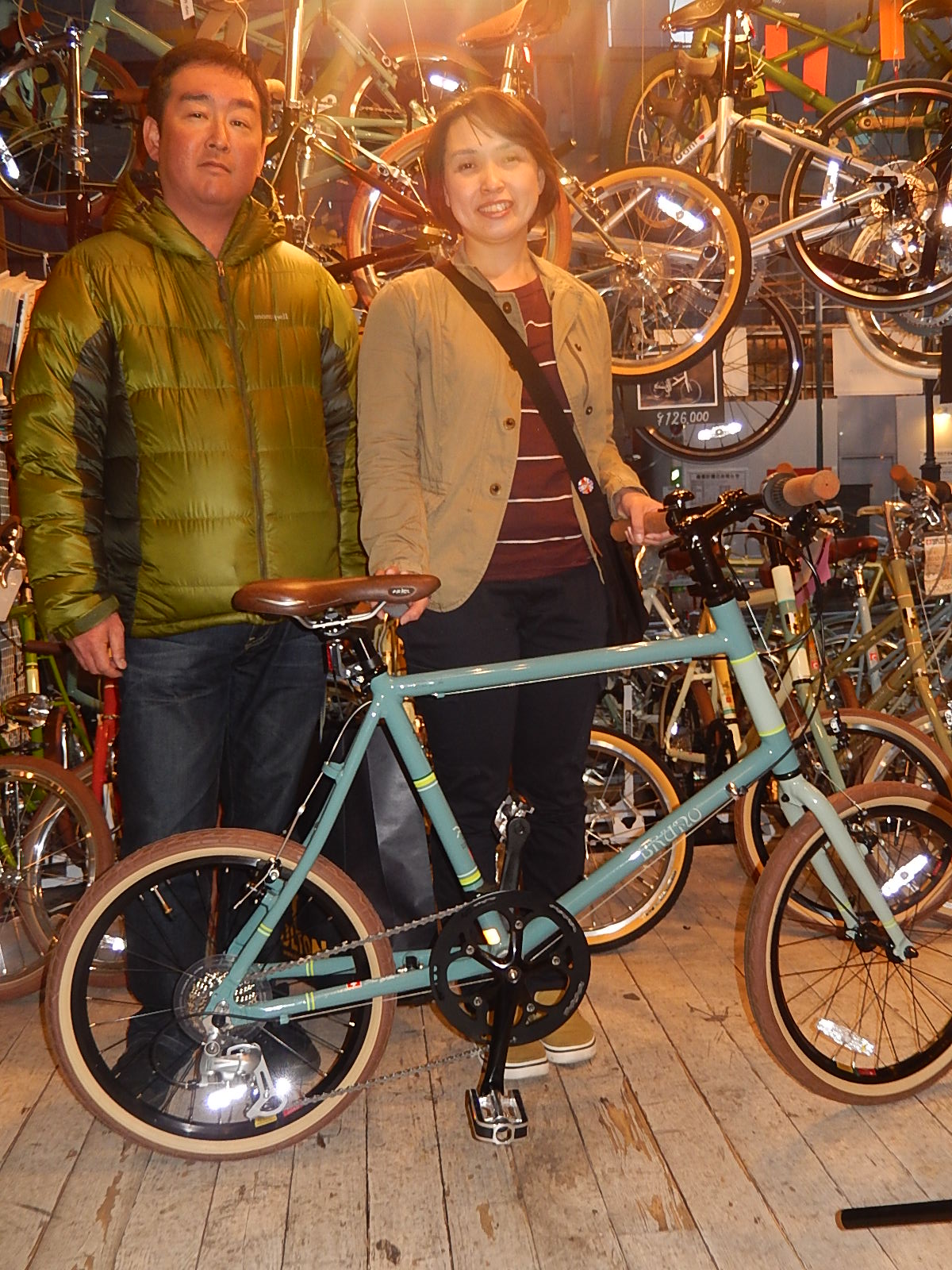 3月23日　渋谷　原宿　の自転車屋　FLAME bike前です!_e0188759_1114171.jpg